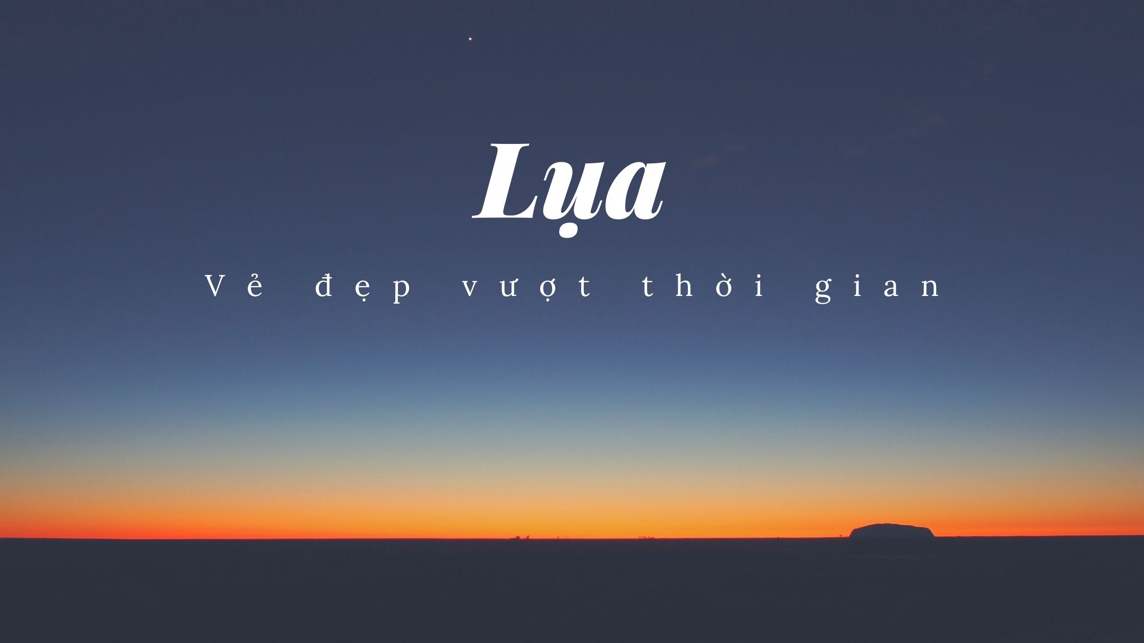 Ảnh bìa lụa vẻ đẹp vượt thời gian